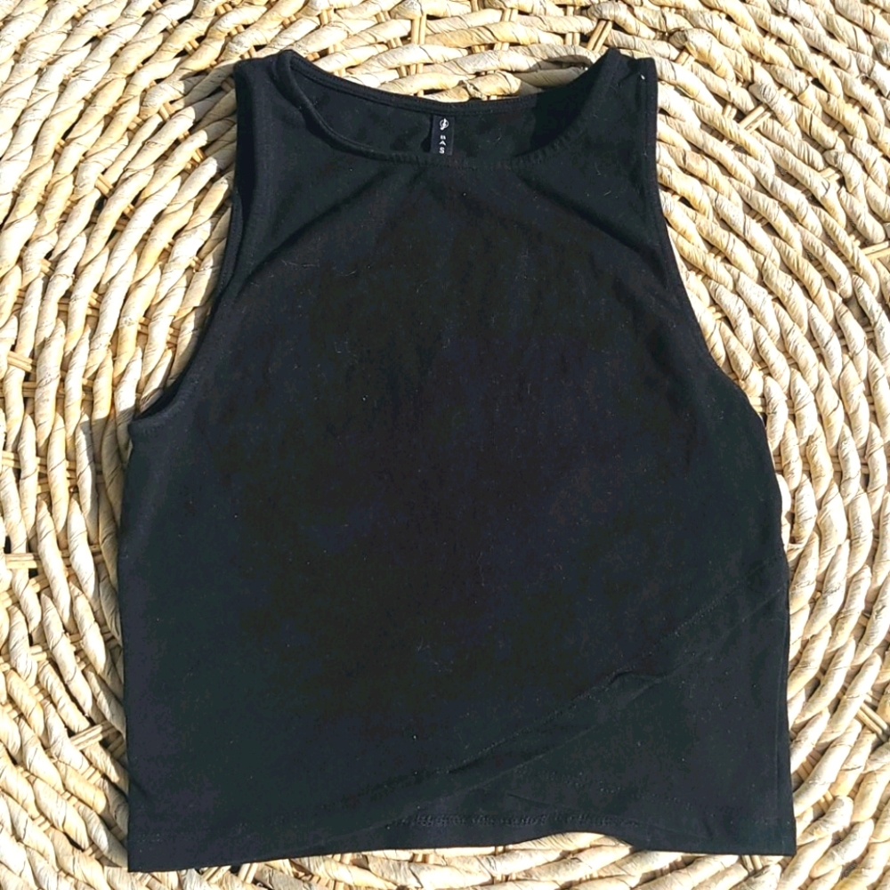 Black crop top